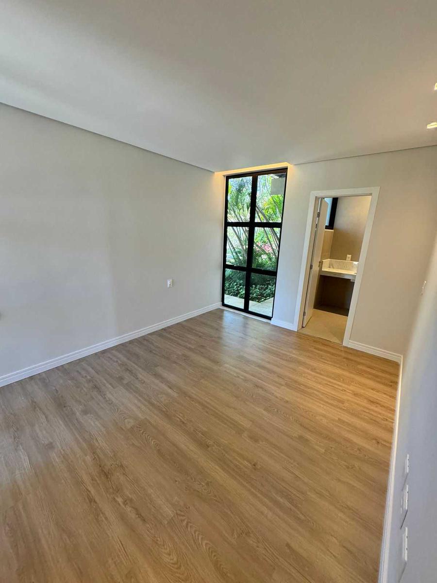 Casa, Bandeirantes (pampulha), 7 Quartos, 12 Vagas, 4 Suítes