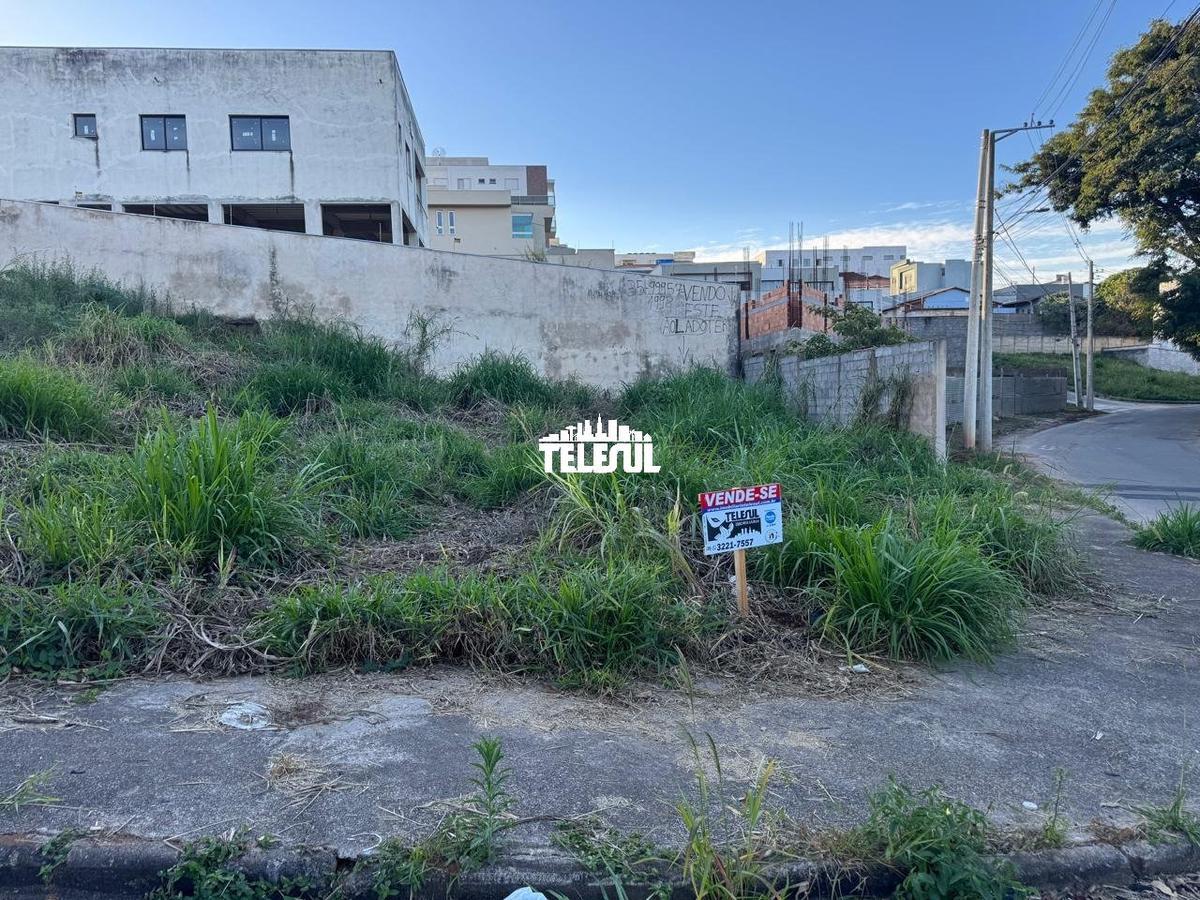 Lote, Rezende, 0 Quarto, 0 Vaga