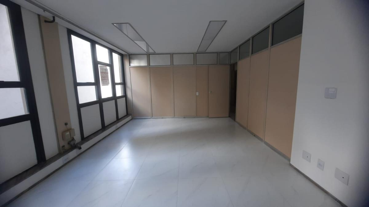 Sala, Santa Efigênia, 0 Quarto, 1 Vaga