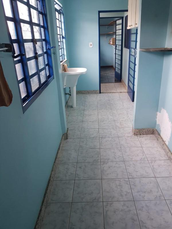 Casa, Cinquentenário, 2 Quartos, 8 Vagas