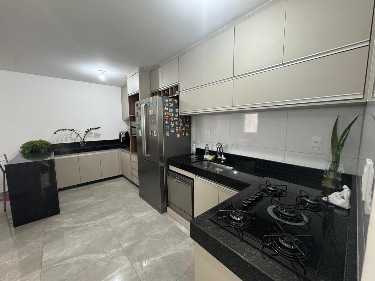 Casa, Manacás, 3 Quartos, 2 Vagas, 1 Suíte