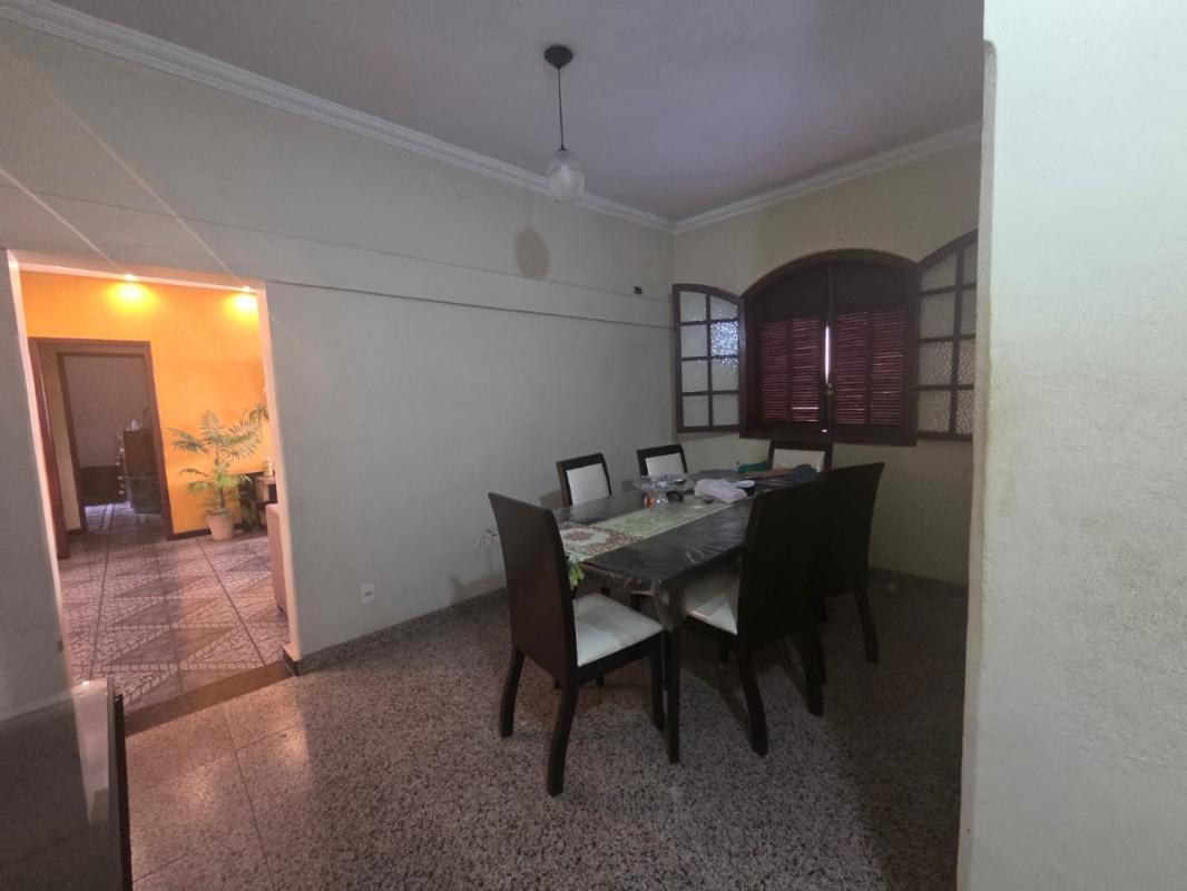Casa, Coqueiros, 5 Quartos, 4 Vagas, 2 Suítes