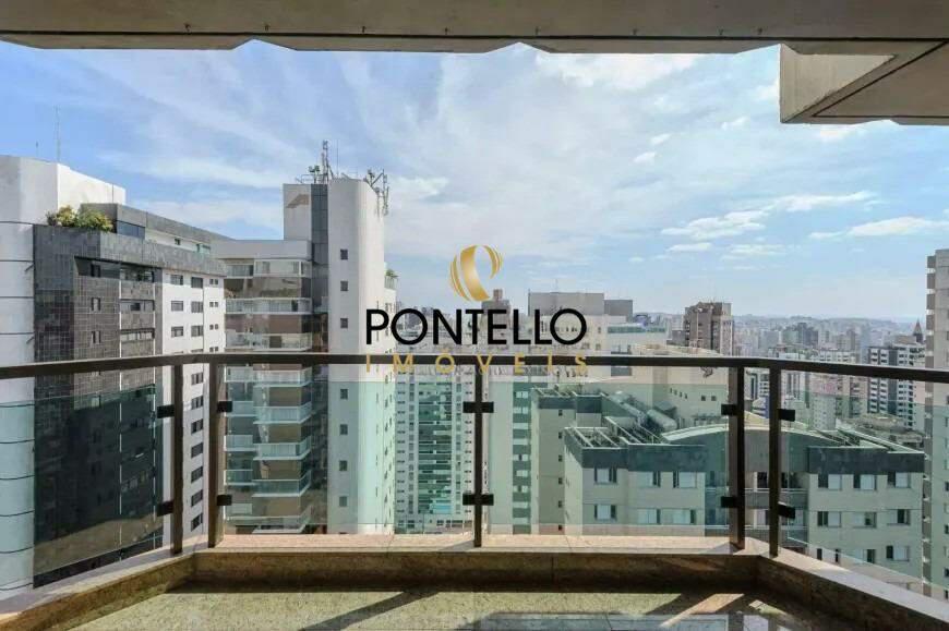 Cobertura, Funcionários, 5 Quartos, 4 Vagas, 4 Suítes