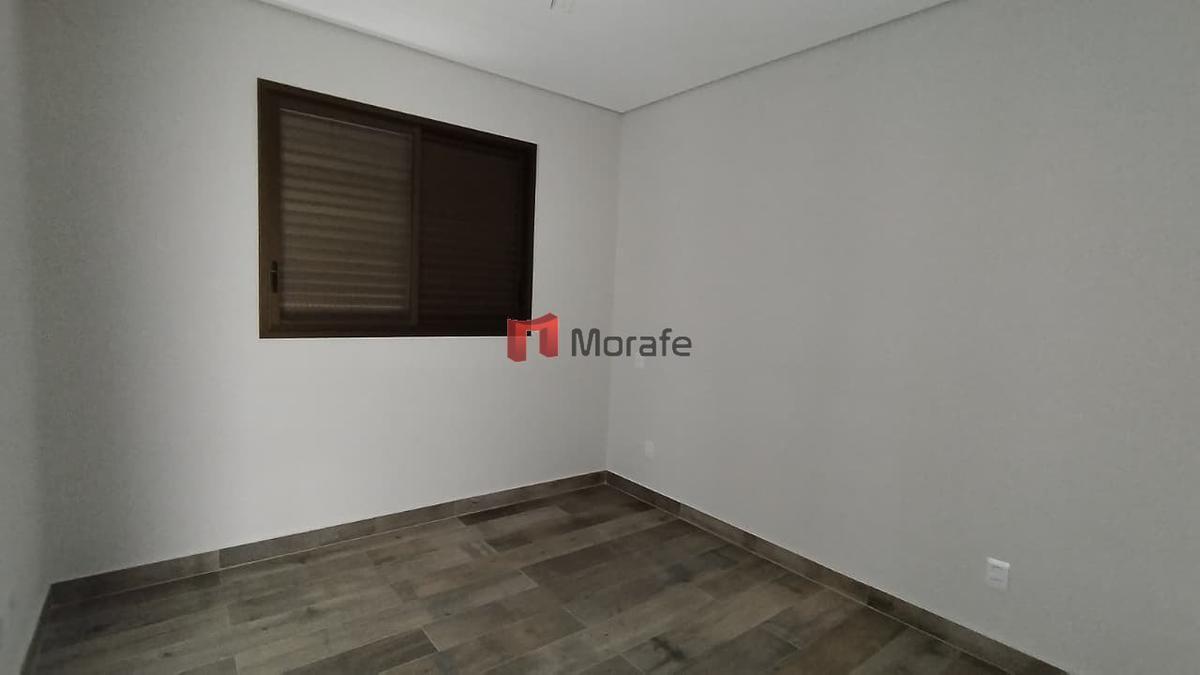 Apartamento, Jaraguá, 4 Quartos, 3 Vagas, 2 Suítes