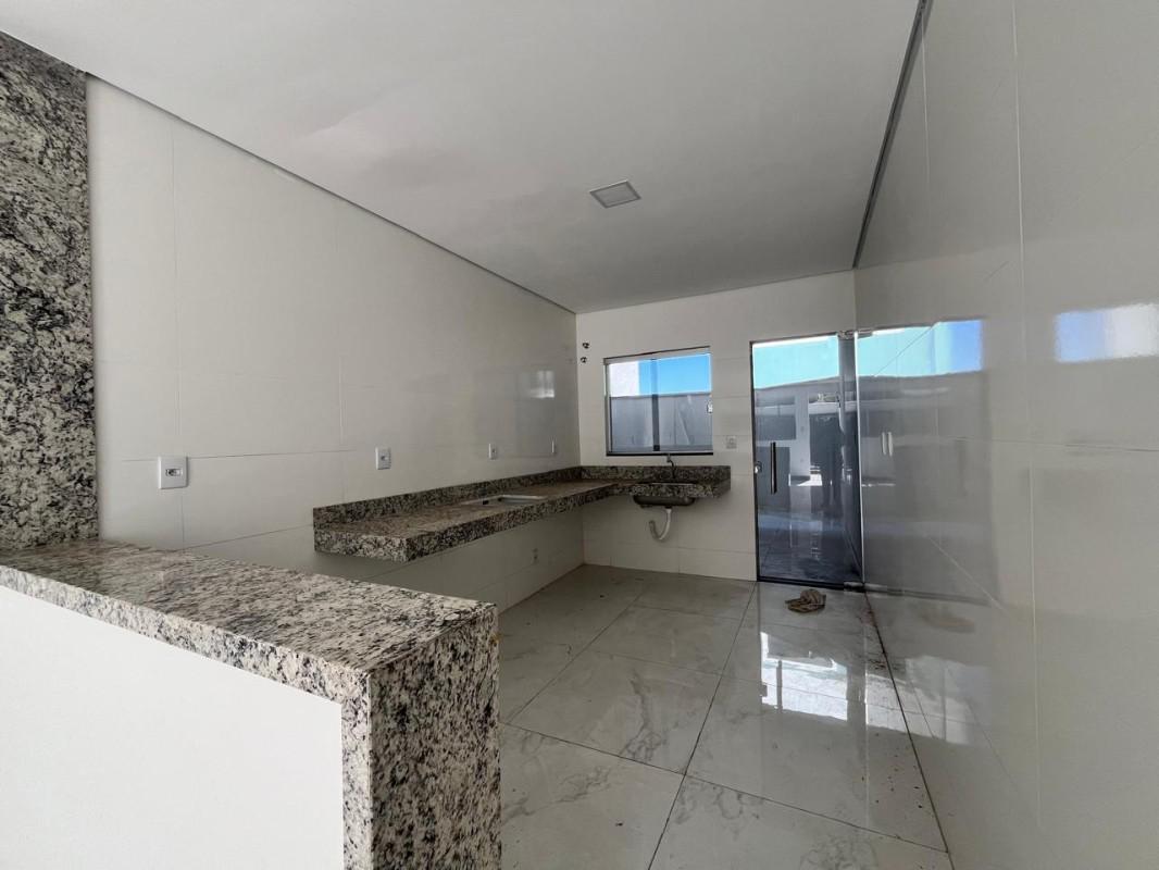 Casa, Masterville, 3 Quartos, 2 Vagas, 1 Suíte