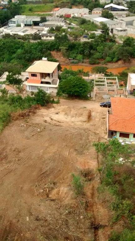Lote, Água Férrea, 0 Quarto, 0 Vaga