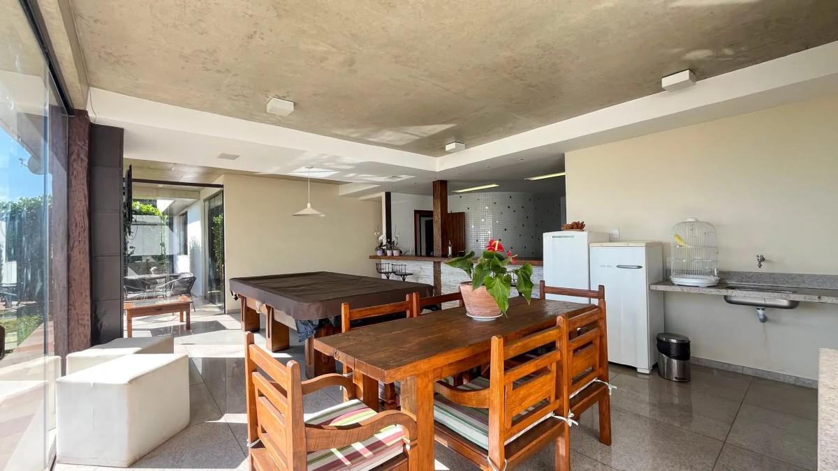 Casa, Mangabeiras, 4 Quartos, 4 Vagas, 2 Suítes