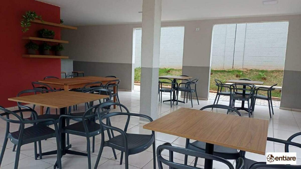 Apartamento, Jardim dos Comerciários, 2 Quartos, 1 Vaga