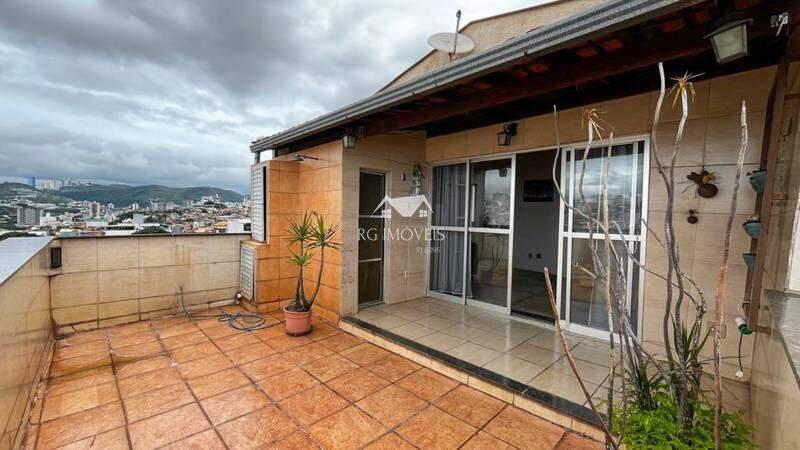 Cobertura, Jardim América, 2 Quartos, 1 Vaga