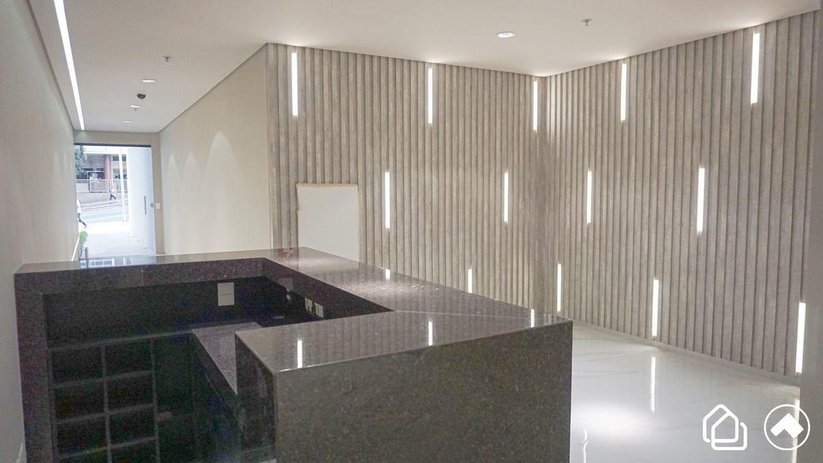 Sala, Lourdes, 2 Vagas