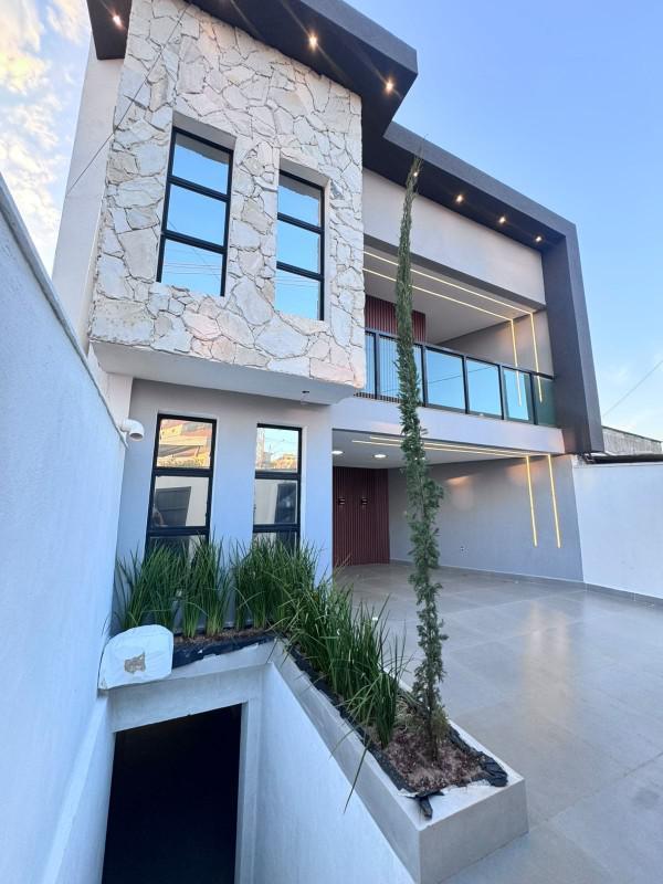 Casa, Masterville, 3 Quartos, 4 Vagas, 1 Suíte