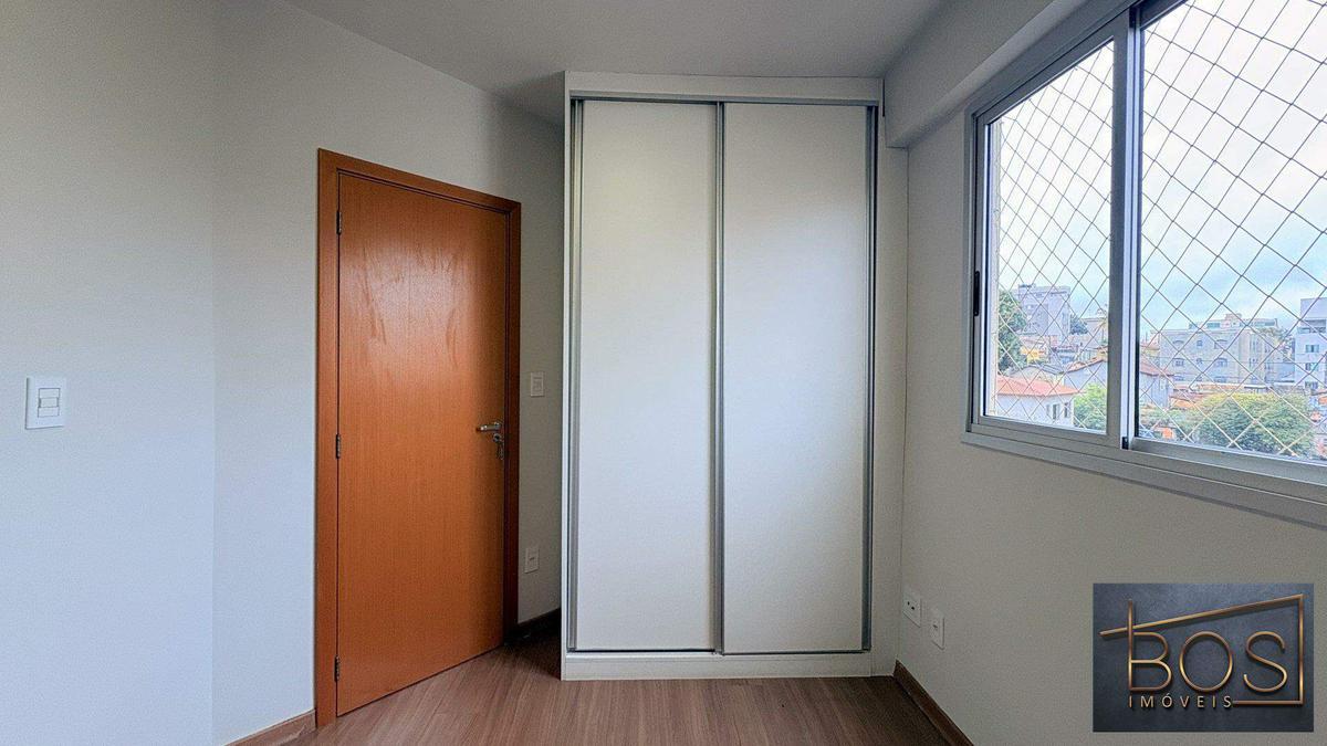 Apartamento, Sagrada Família, 3 Quartos, 2 Vagas, 1 Suíte