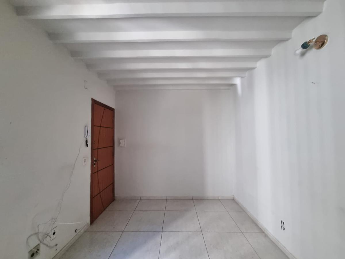 Apartamento, Jardim Riacho das Pedras, 2 Quartos, 0 Vaga