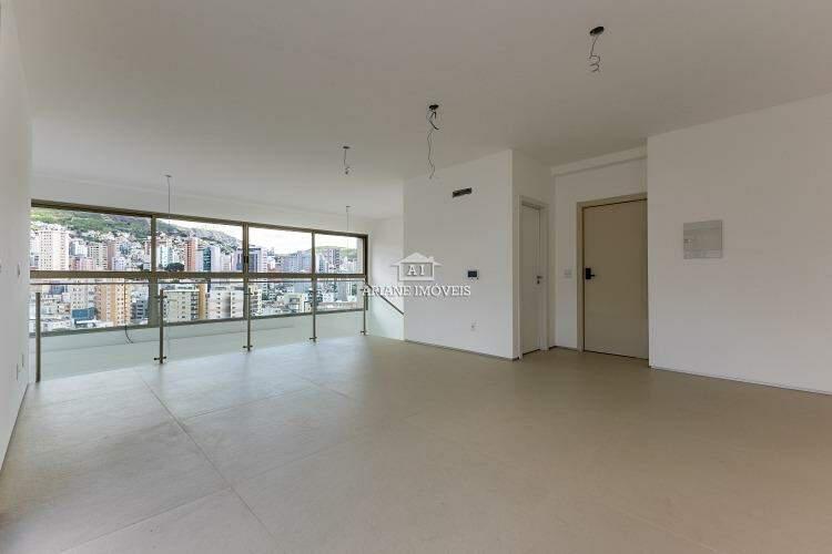 Apartamento, Cruzeiro, 4 Quartos, 4 Vagas, 2 Suítes