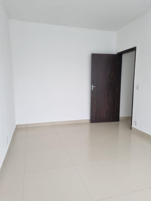 Casa Comercial, Santa Cruz, 2 Quartos, 0 Vaga, 1 Suíte