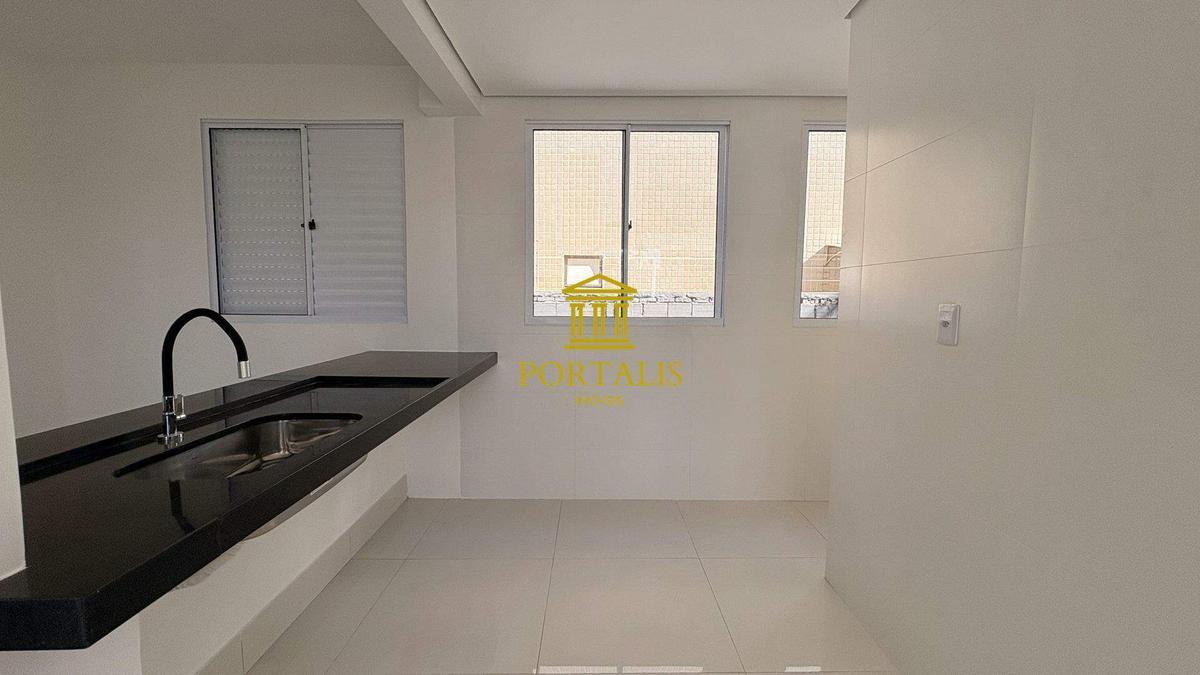 Apartamento, Vila Paris, 2 Quartos, 2 Vagas, 1 Suíte