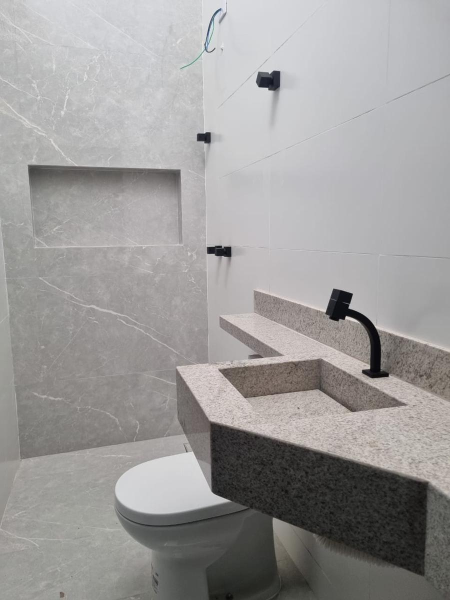 Casa, Itapoã, 3 Quartos, 2 Vagas, 1 Suíte