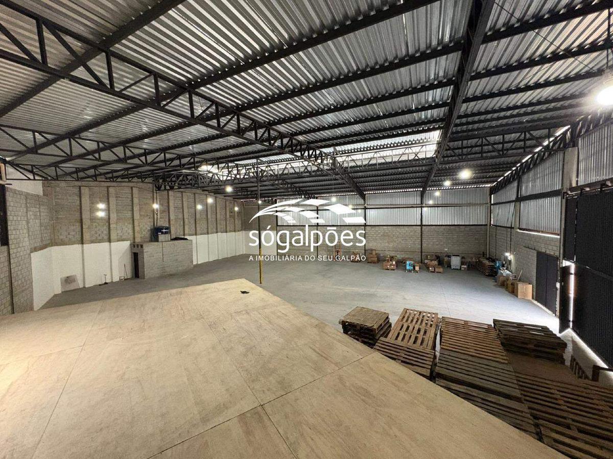 Galpão, Vale das Orquídeas, 8 Vagas