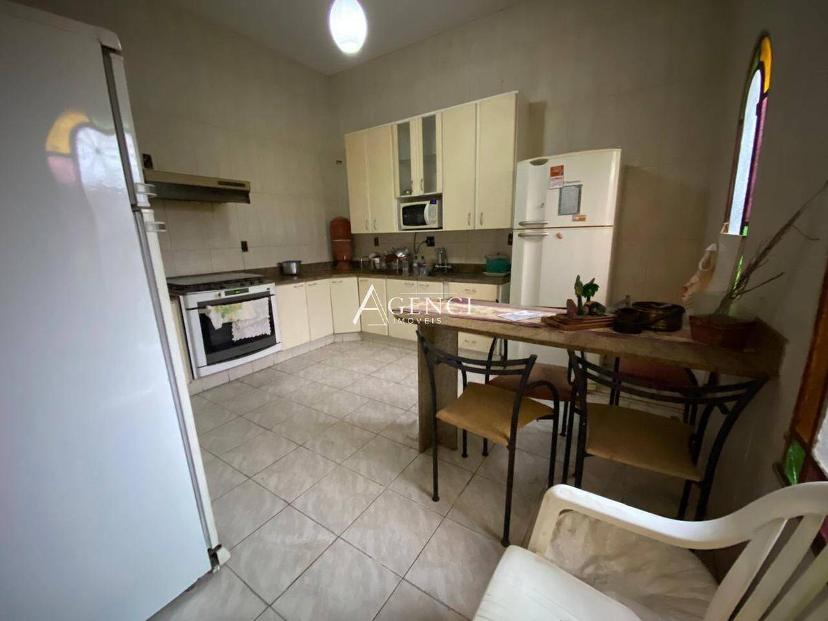 Casa, Camargos, 3 Quartos, 0 Vaga, 1 Suíte