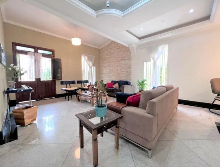 Casa, São Luiz (pampulha), 5 Quartos, 8 Vagas, 2 Suítes