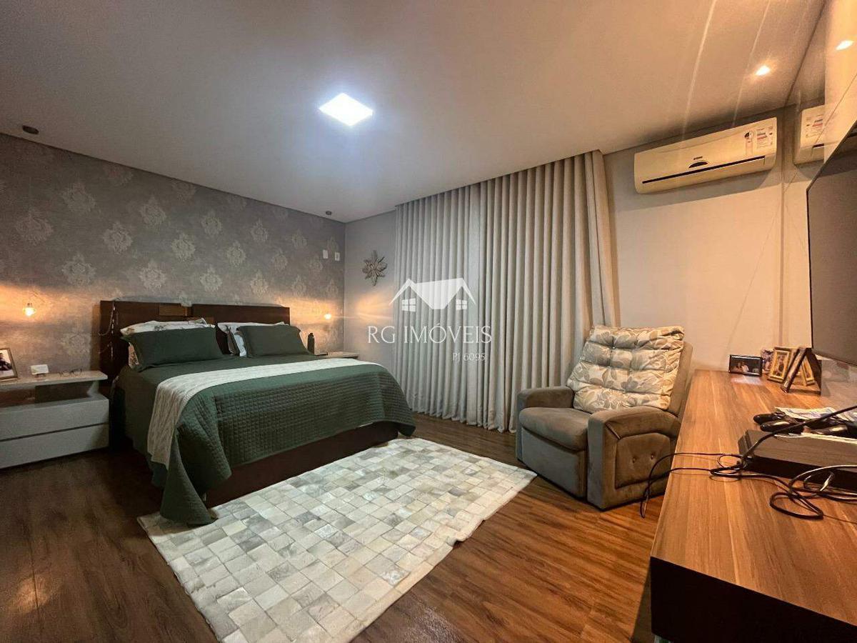 Casa, Teixeira Dias, 3 Quartos, 4 Vagas, 2 Suítes