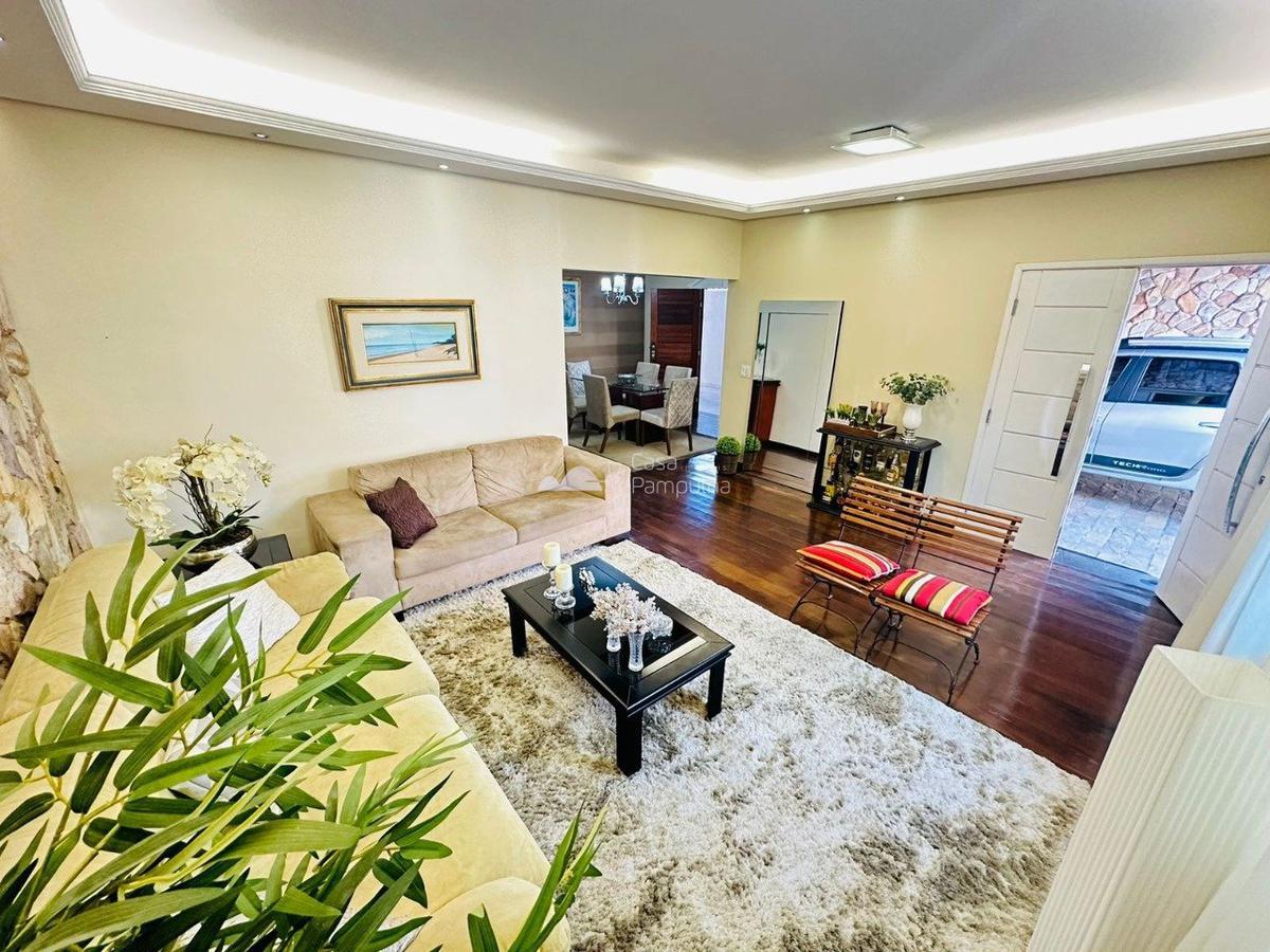 Casa, Planalto, 4 Quartos, 3 Vagas, 1 Suíte