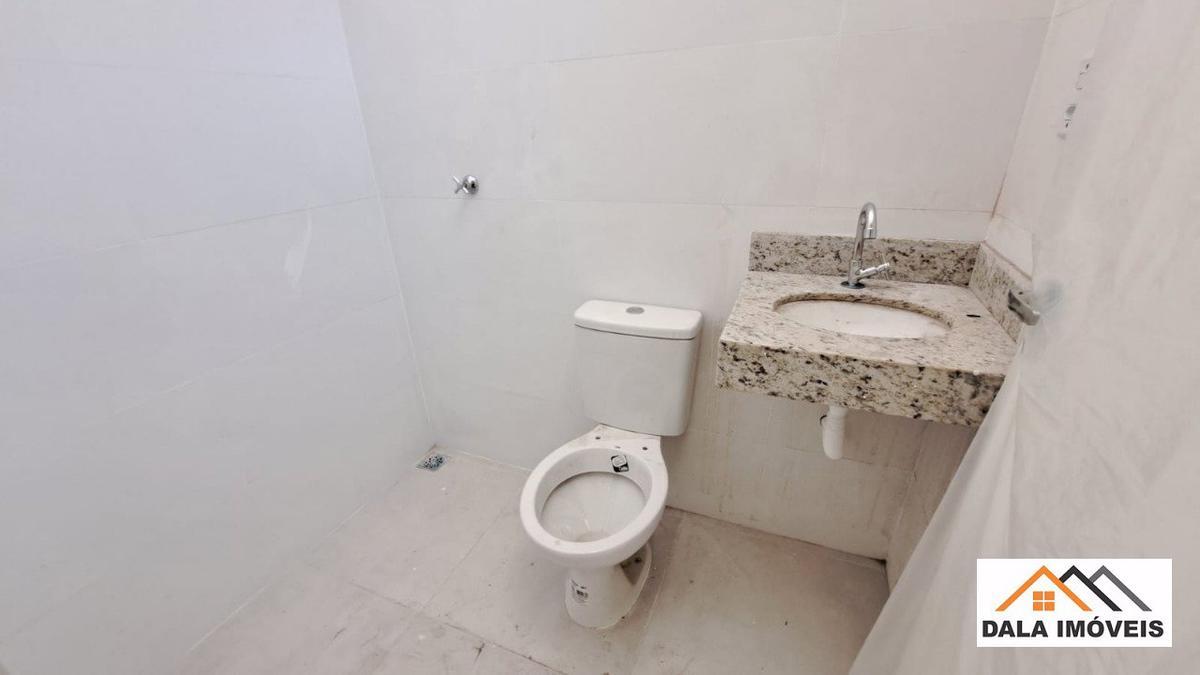 Casa, Planalto, 2 Quartos, 1 Vaga, 1 Suíte