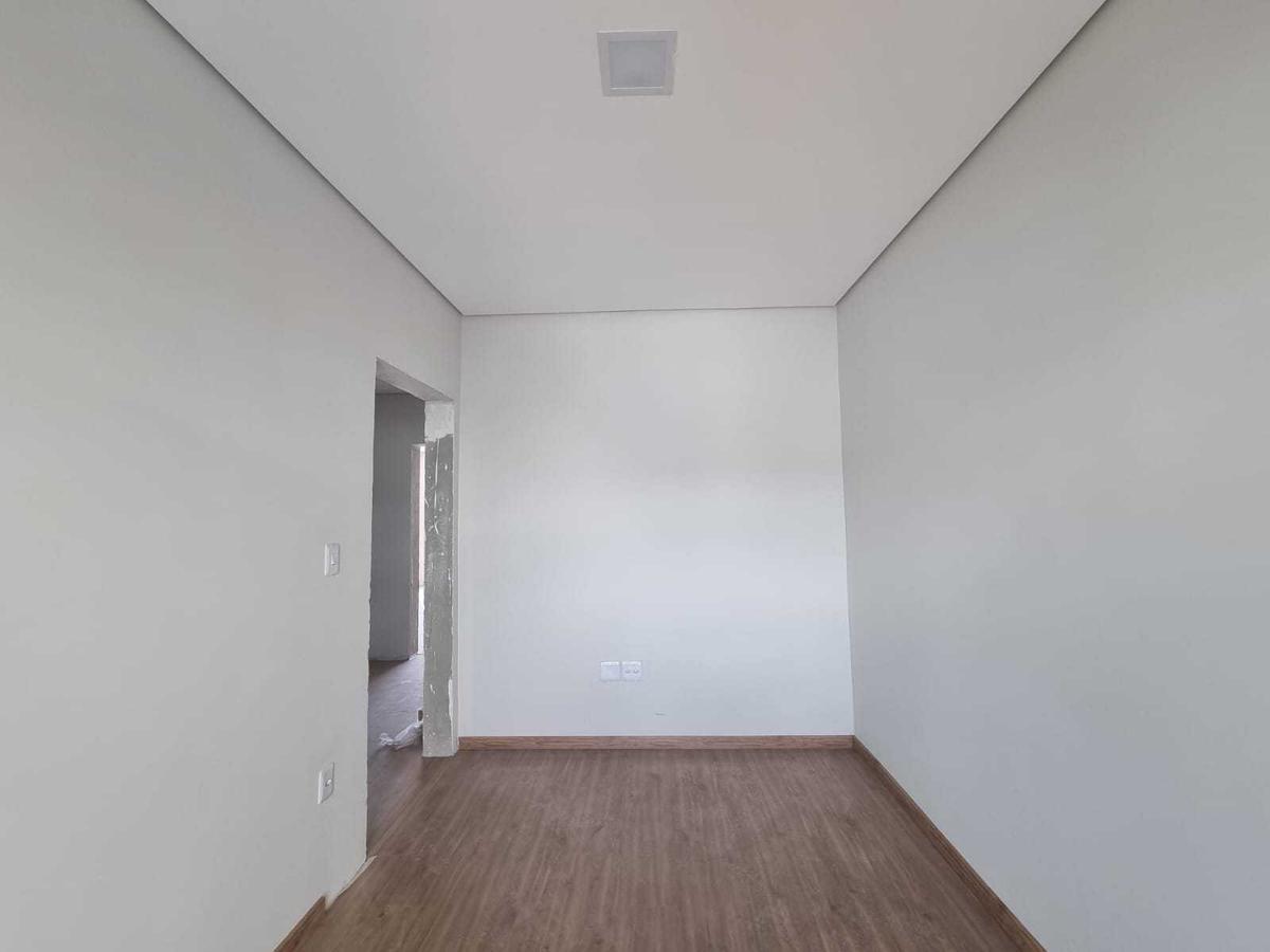 Casa, Jardim Riacho das Pedras, 3 Quartos, 4 Vagas, 1 Suíte