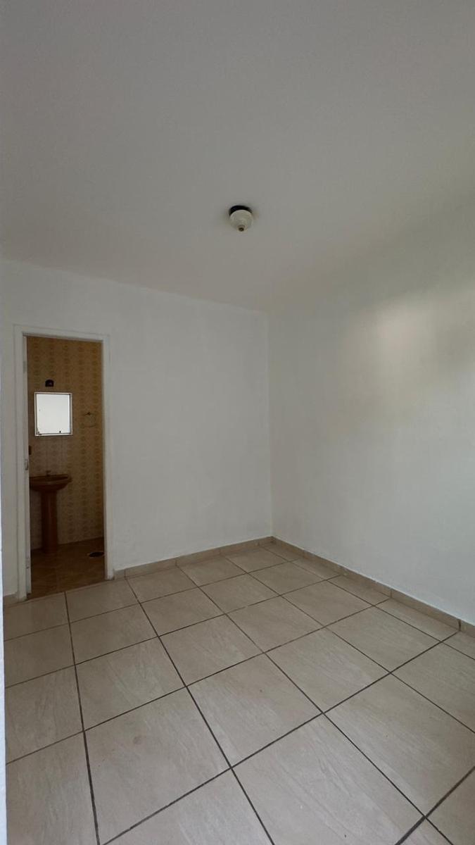 Casa, Fernão Dias, 3 Quartos, 0 Vaga, 1 Suíte