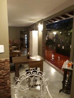 Casa Comercial, Floresta, 8 Quartos, 3 Vagas