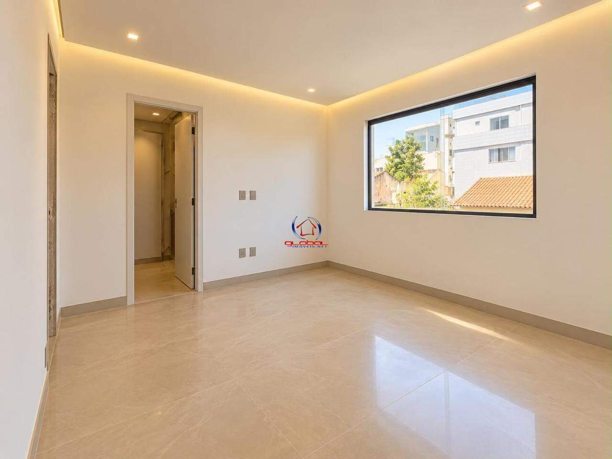 Casa, Paquetá, 3 Quartos, 3 Vagas, 2 Suítes