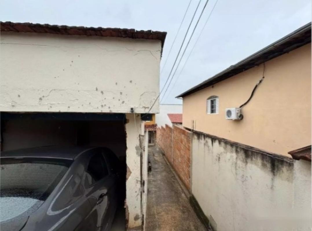 Casa, Estrela do Oriente, 5 Quartos, 1 Vaga, 1 Suíte