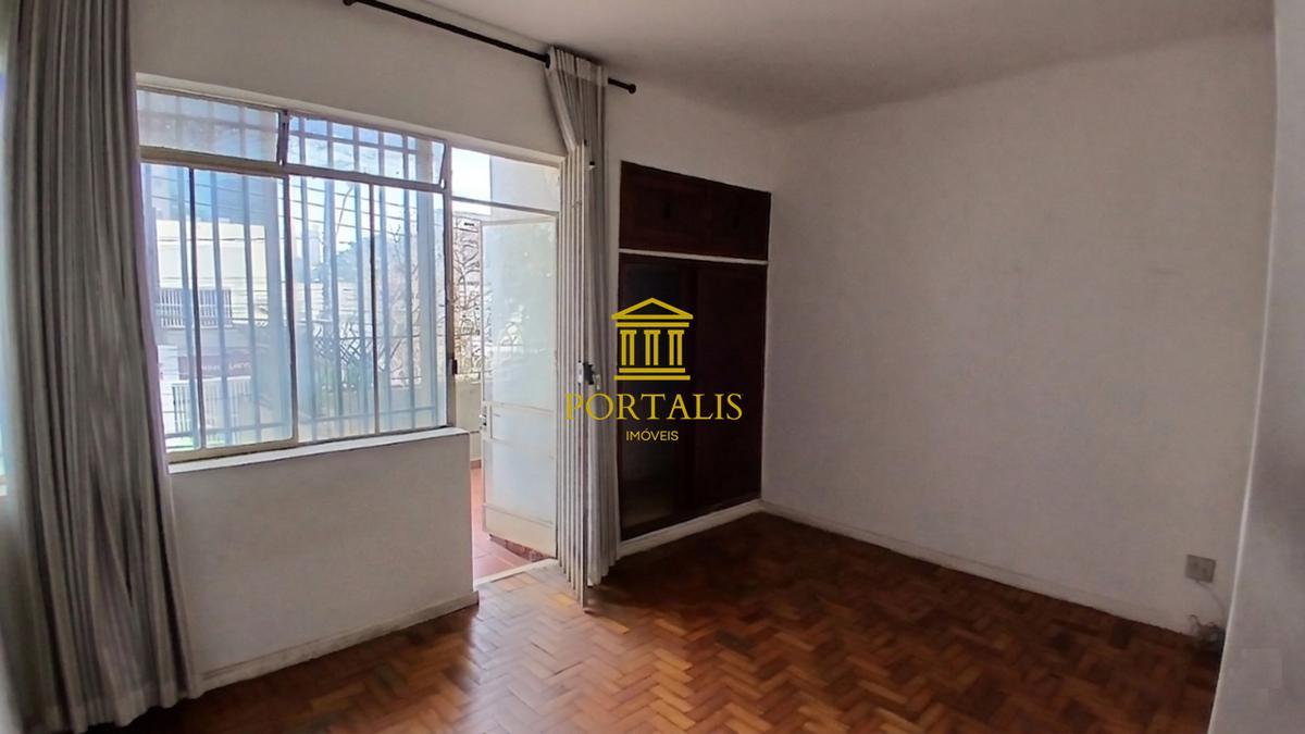Casa, Santa Efigênia, 4 Quartos, 1 Vaga, 1 Suíte