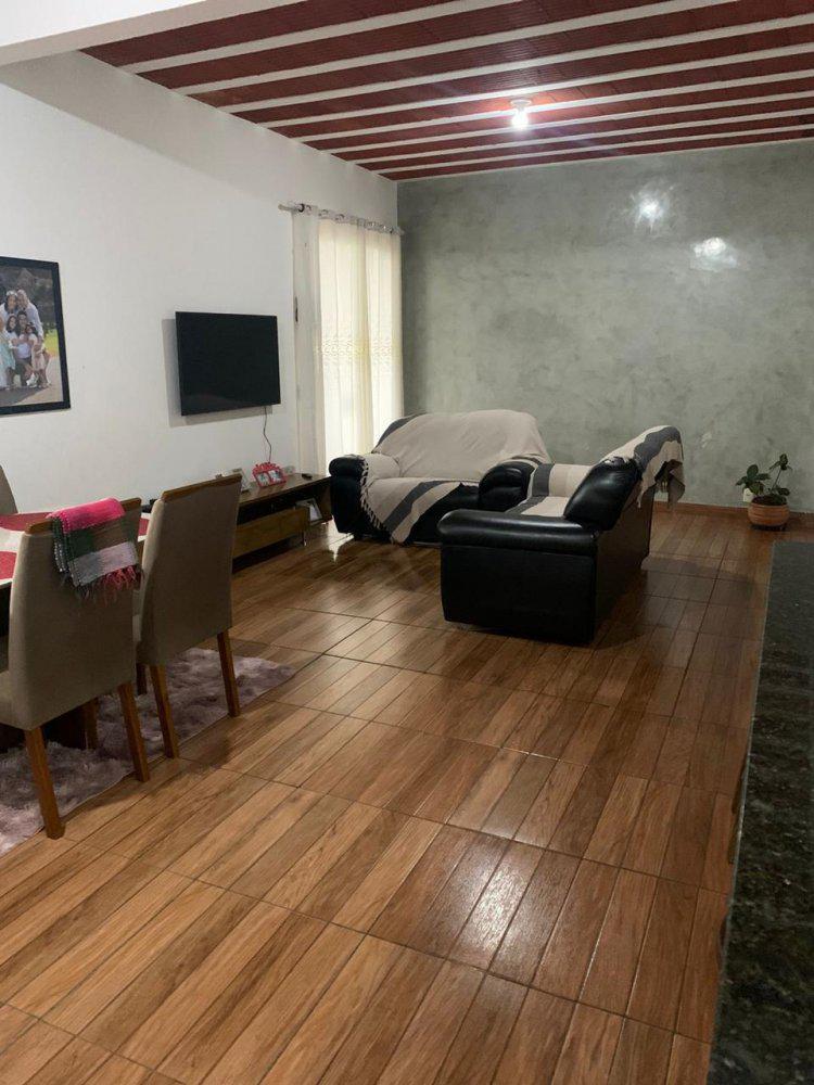 Casa, Serra Azul, 3 Quartos, 4 Vagas, 1 Suíte