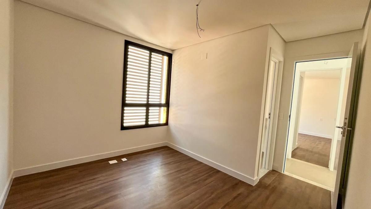 Apartamento, Serra, 2 Quartos, 2 Vagas, 1 Suíte