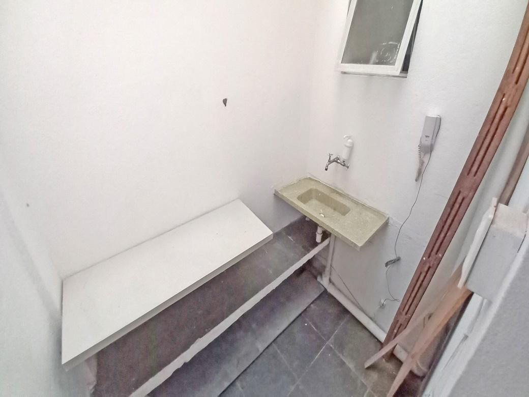 Andar, Savassi, 0 Quarto, 0 Vaga
