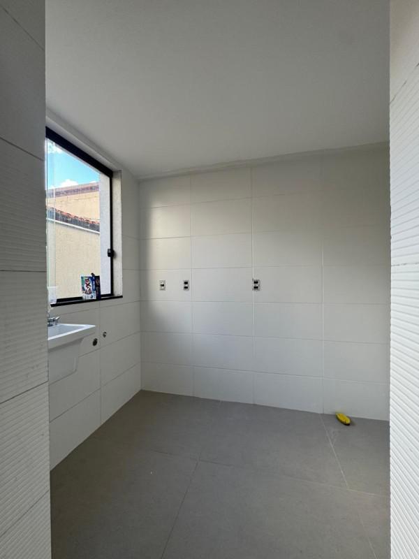 Apartamento, Sagrada Família, 3 Quartos, 2 Vagas, 1 Suíte