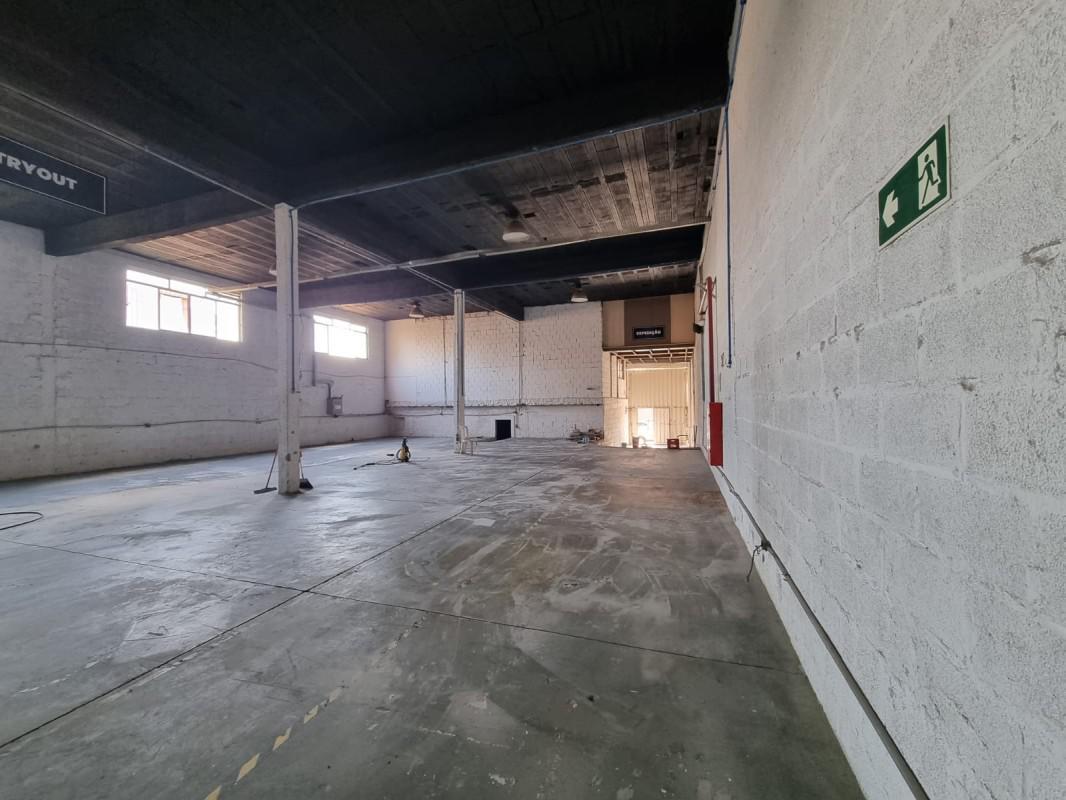 Galpão, Jardim Riacho das Pedras, 0 Quarto, 0 Vaga