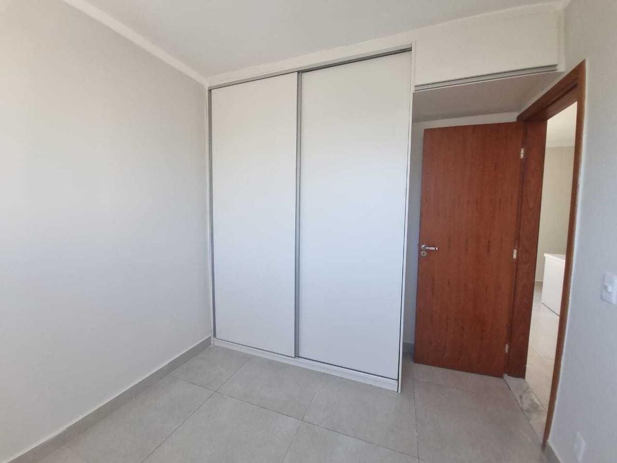 Apartamento, Santa Maria, 2 Quartos, 1 Vaga