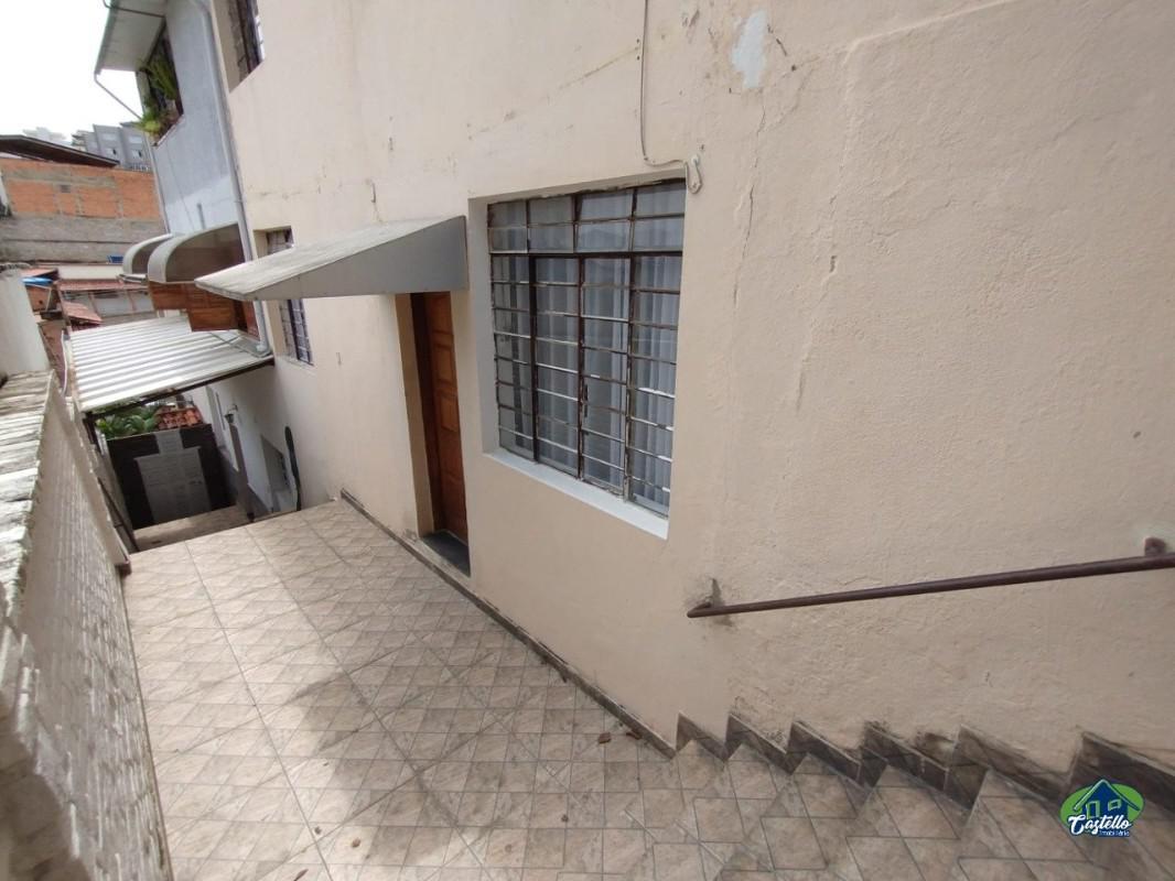 Casa, Cachoeirinha, 2 Quartos, 0 Vaga