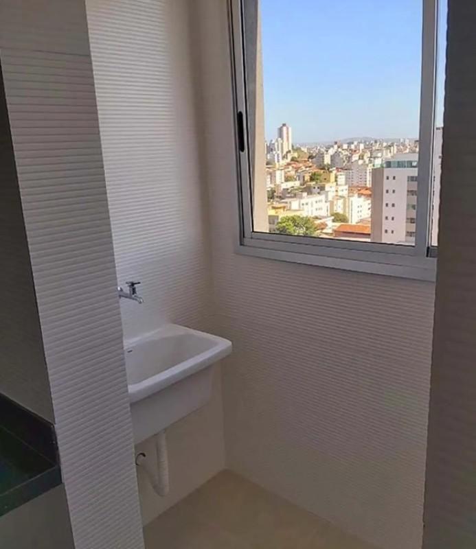 Apartamento, Sagrada Família, 3 Quartos, 2 Vagas, 1 Suíte