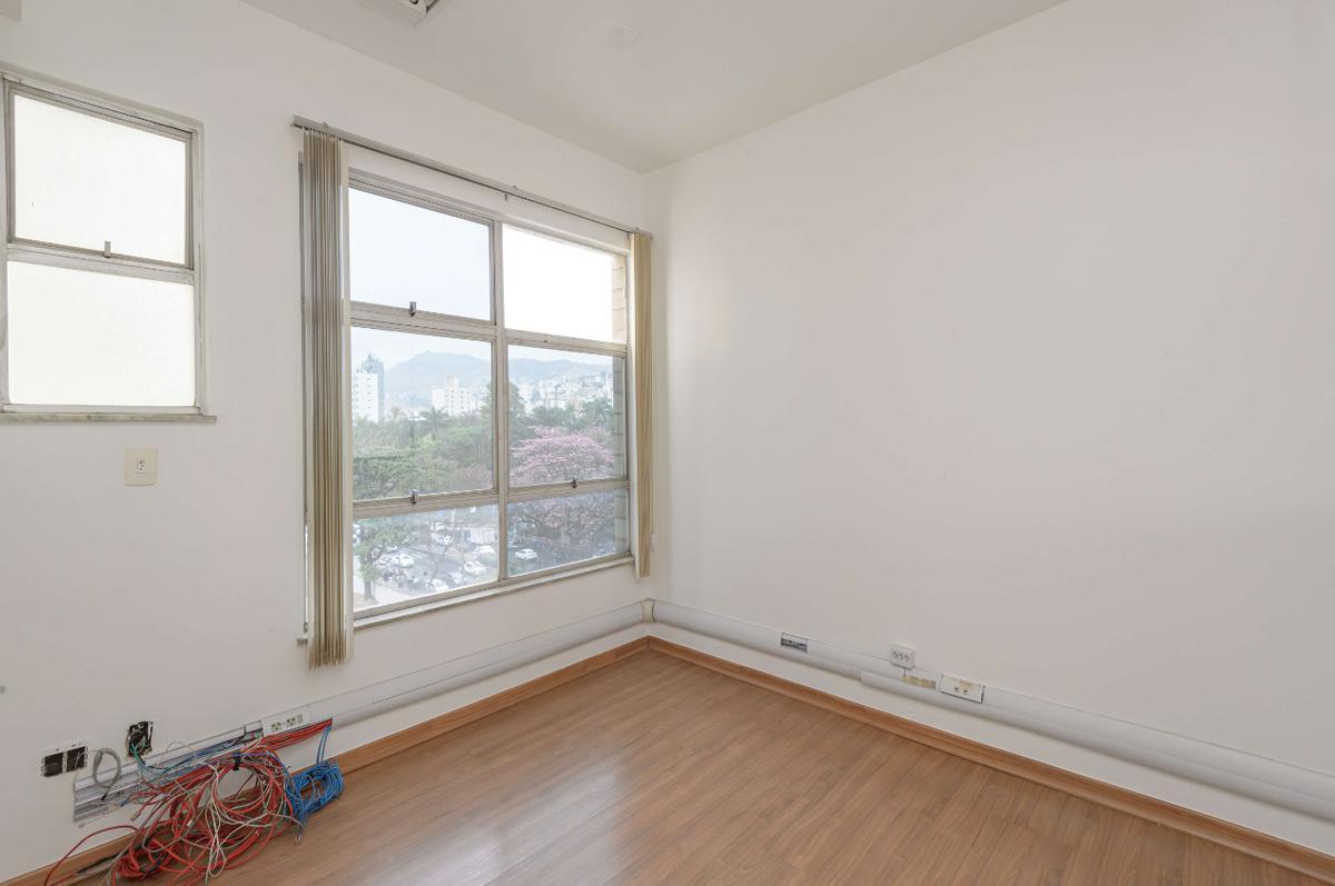 Sala, Santa Efigênia, 0 Quarto, 0 Vaga