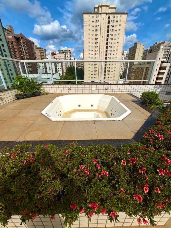 Cobertura, Funcionários, 4 Quartos, 4 Vagas, 2 Suítes