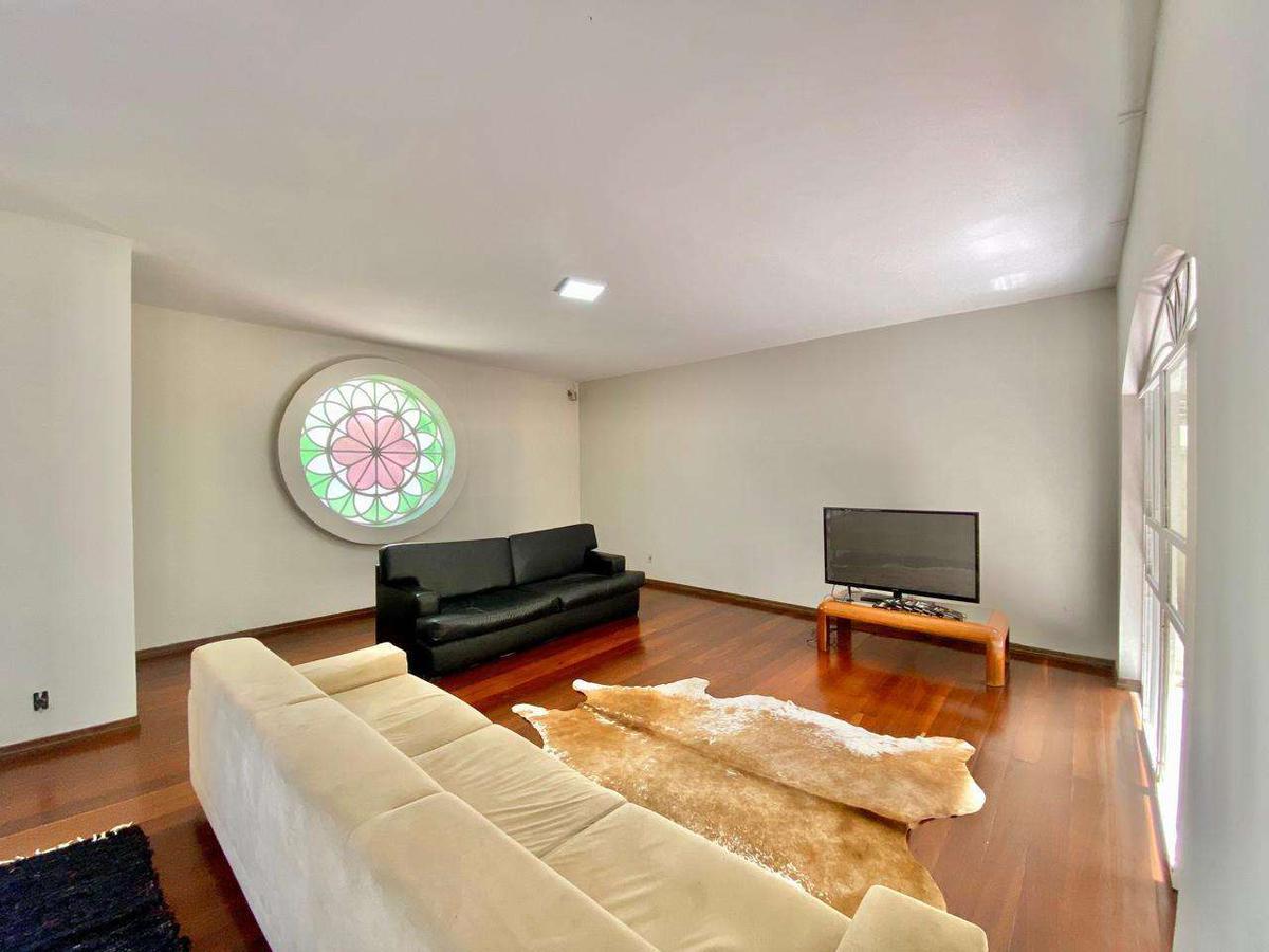 Casa, Sion, 4 Quartos, 6 Vagas, 1 Suíte
