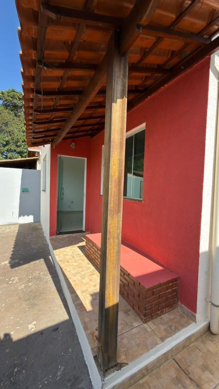 Casa, Bom Jardim, 2 Quartos, 2 Vagas