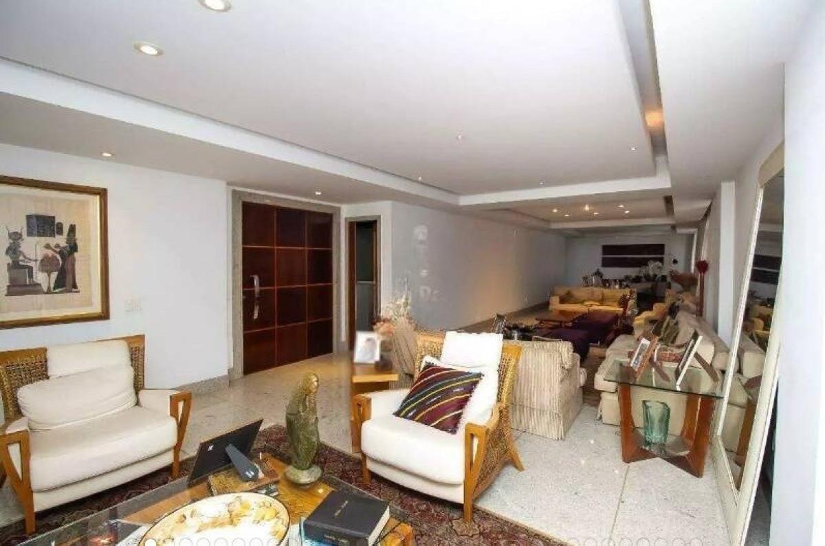 Apartamento, Funcionários, 4 Quartos, 5 Vagas, 2 Suítes