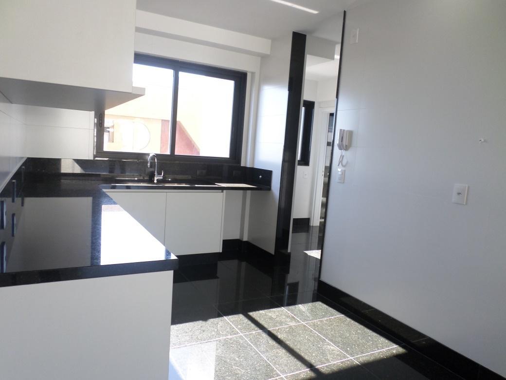 Apartamento, Serra, 4 Quartos, 4 Vagas, 3 Suítes