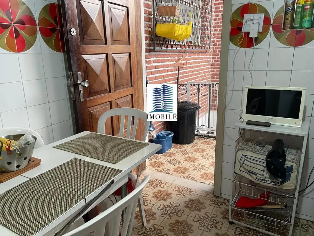 Casa, Cidade Nova, 4 Quartos, 2 Vagas, 1 Suíte