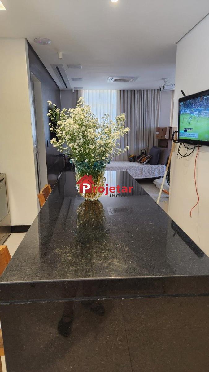 Cobertura, Sagrada Família, 4 Quartos, 2 Vagas, 2 Suítes