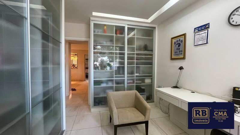 Casa, Vila Paris, 6 Quartos, 7 Vagas, 2 Suítes